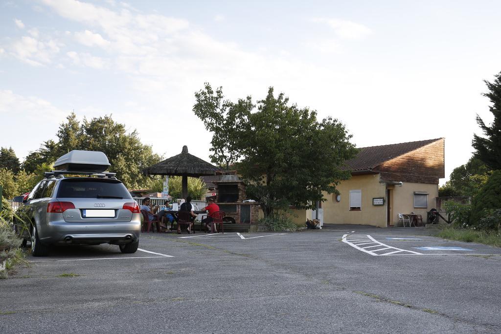 Hotel La Rocade Pamiers Luaran gambar